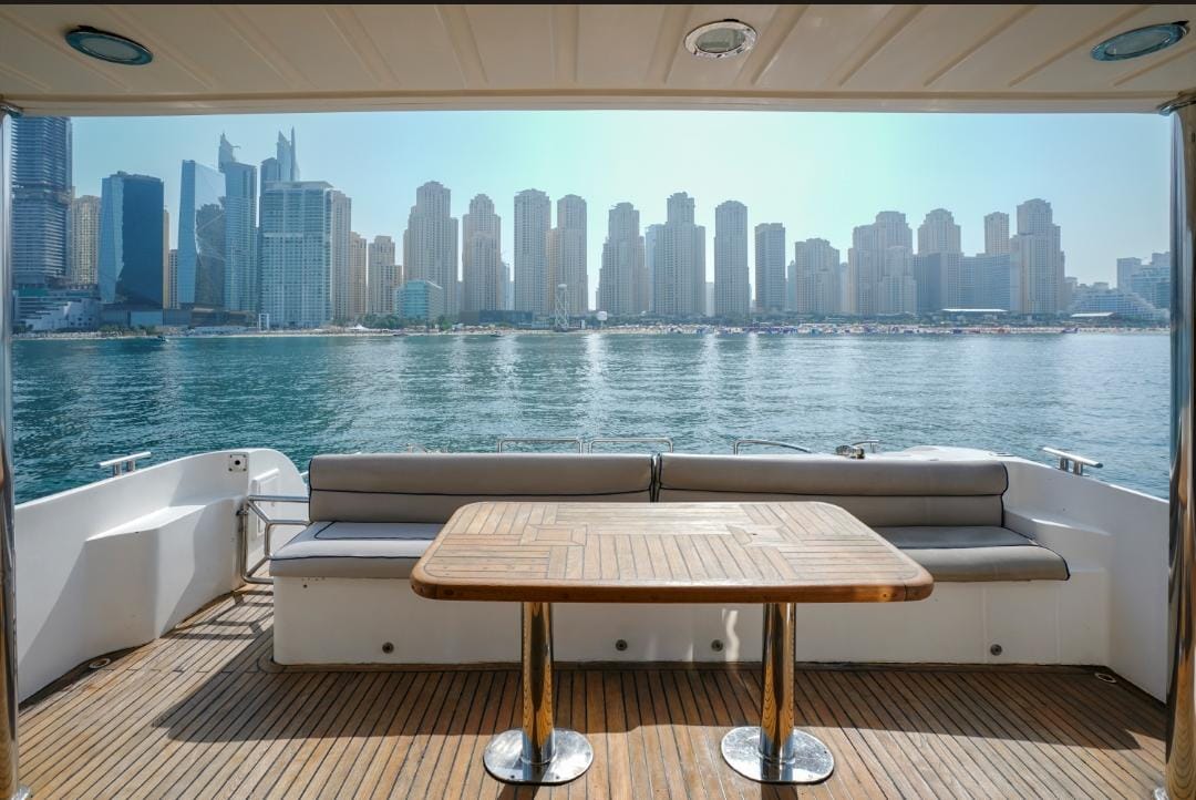 feet50_13-DIIg_apy (1)