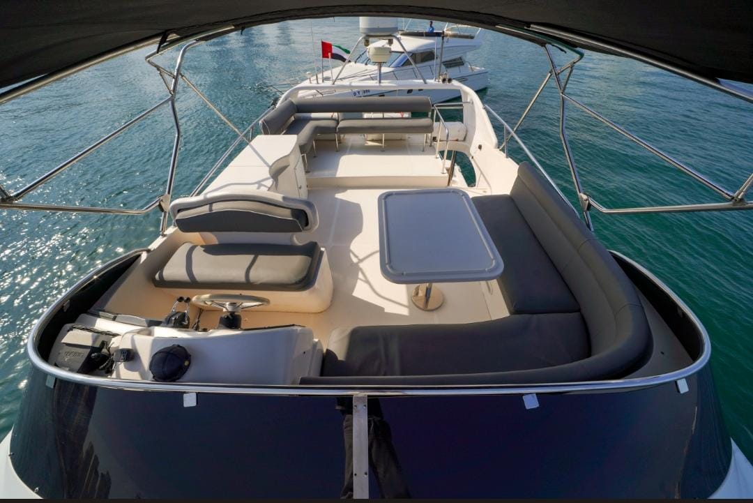 feet50_17-Bi1KK9OD (1)