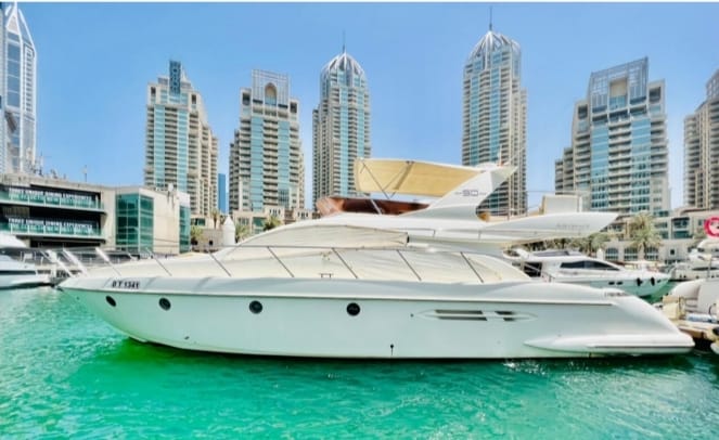 Azimut feet50_3-BDnn3rLE