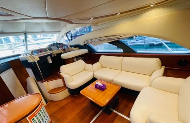 Azimut feet50_4-BujIOi8l