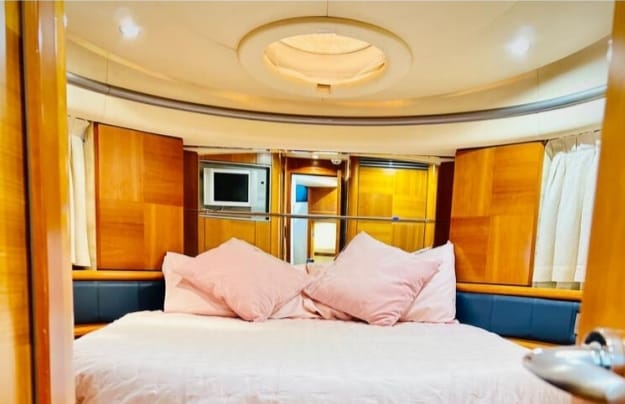 Azimut feet50_8-Dk071jCL