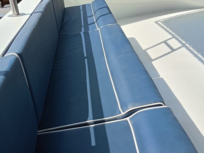 again feet45_3-BWKCMwnA