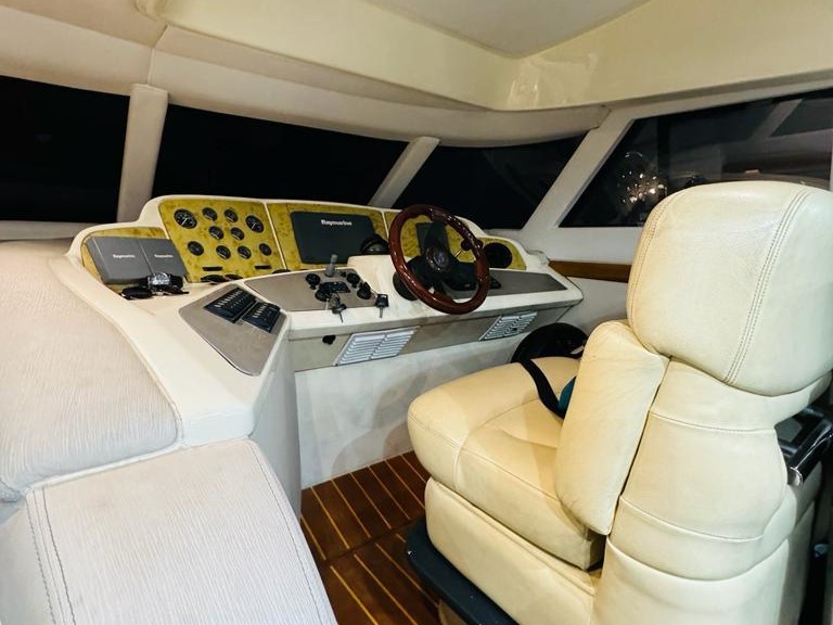 again feet50_10-Bjay0VR4