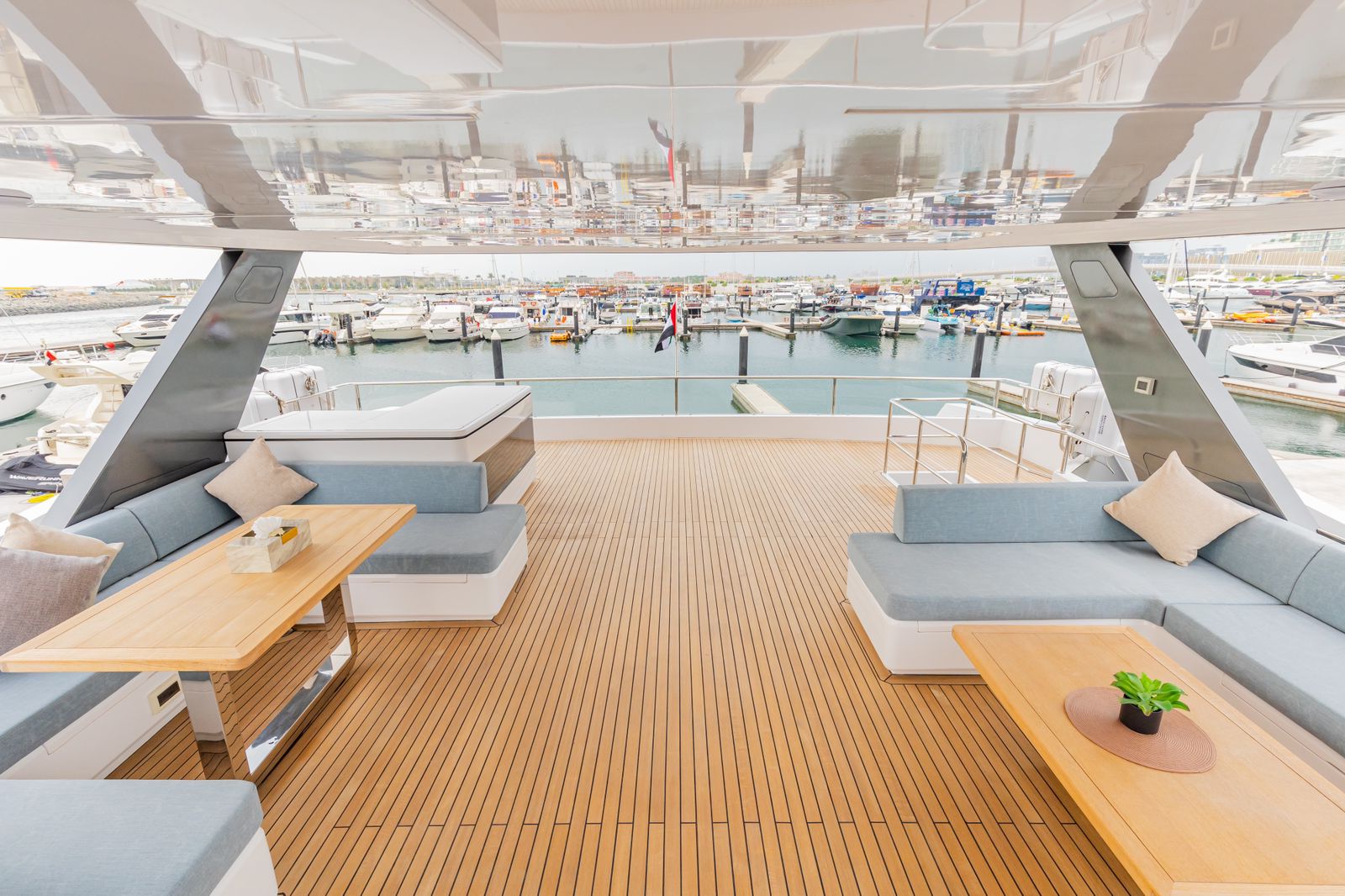 again feet62_2-Dp2nkA8F