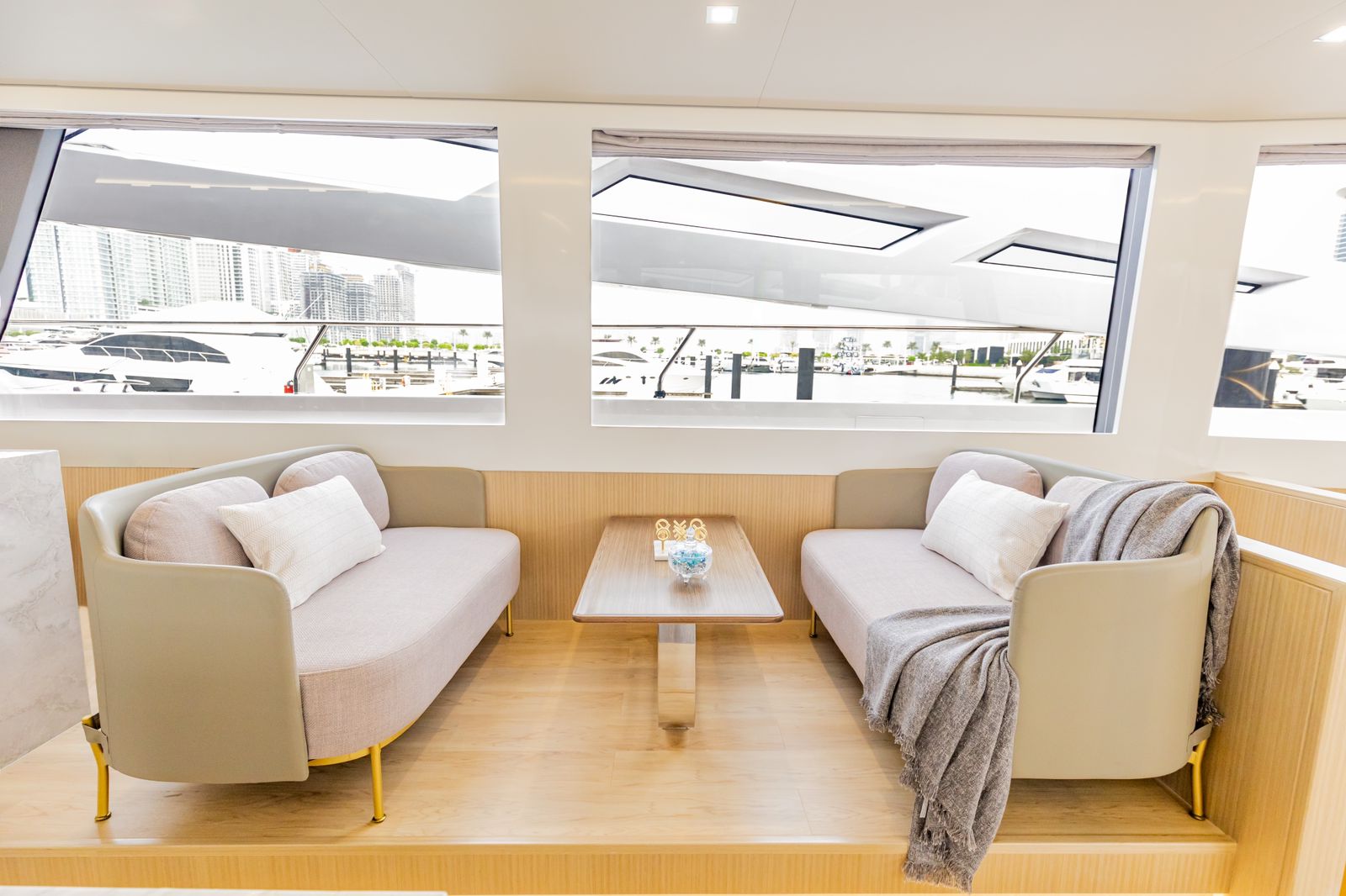 again feet62_4-nW-3S4lG