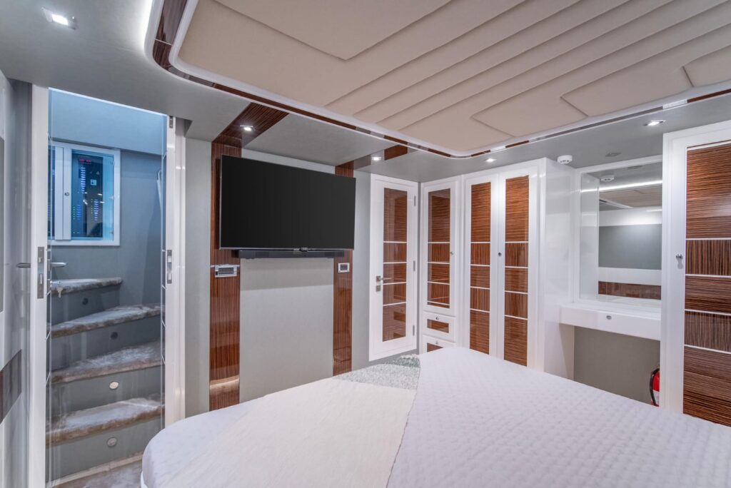 again feet75_7-CWdD7T5f