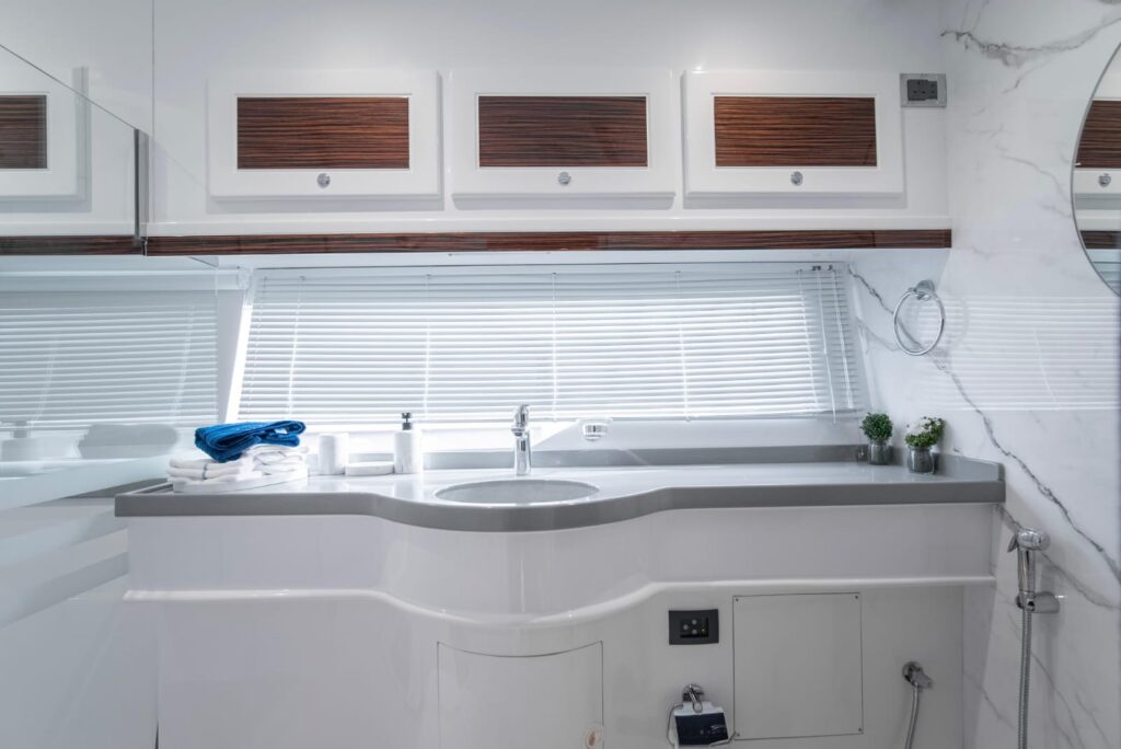 again feet75_8-YrABOKID